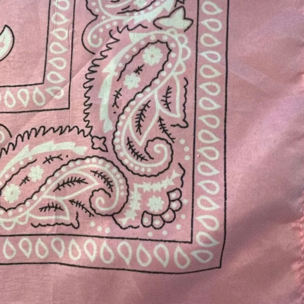 Pink Bandanna - Picture 2 of 4